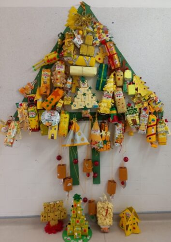 "Cria uma árvore Amarela e faz brilhar o teu Natal"