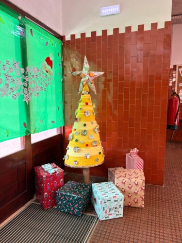 Junto "tecemos" um planeta melhor.