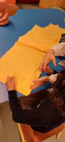 Trabalho realizado com alunos com problemas específicos sob orientação da docente de Educação Especial.