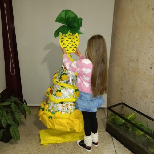 Conclusão do trabalho, após a escolha do local onde será exposta.