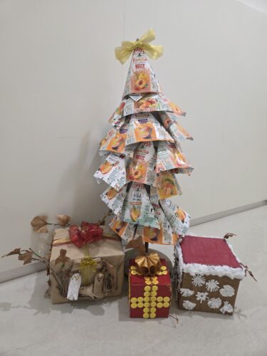 Árvore exposta na escola