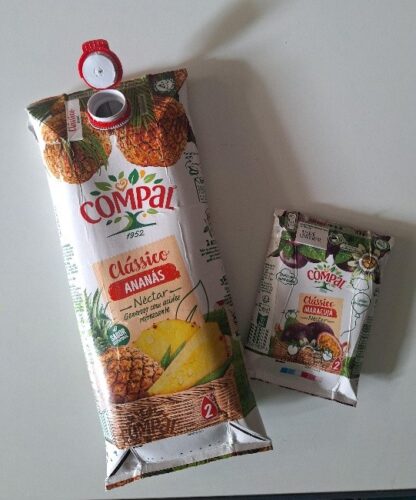 1-construção da árvore - Foi explicado às crianças o porquê de participamos neste concurso, e a importância de fazer em casa a separação das embalagens.<br/>Foi pedido a colaboração das crianças/EE de educação para recolher pacotes de sumo da Co