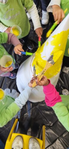 Pintura do cone para a realização da árvore