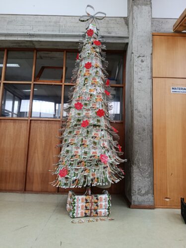 A nossa árvore de natal ecológica.