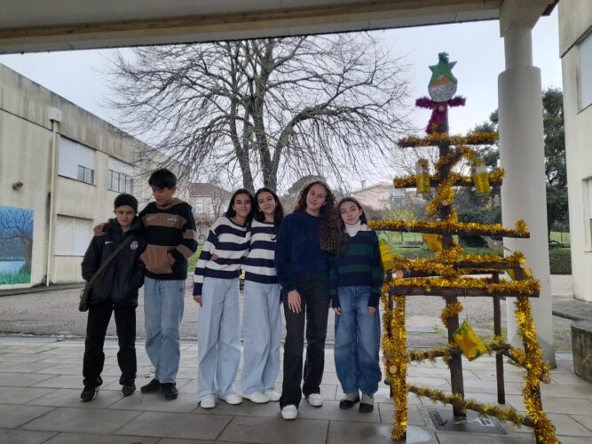 Árvore junto ao bloco A