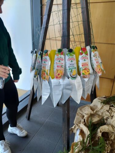 Momento da Criação - A árvore foi “florescendo” de amarelo à medida que todos participavam