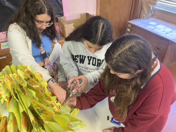 MONTAGEM MÓDULOS COM AGRAFOS