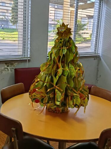 ARVORE DE NATAL ESCOLA