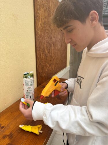 Usam-se pequenos pormenores com materiais recicláveis que vão fazer toda a diferença!