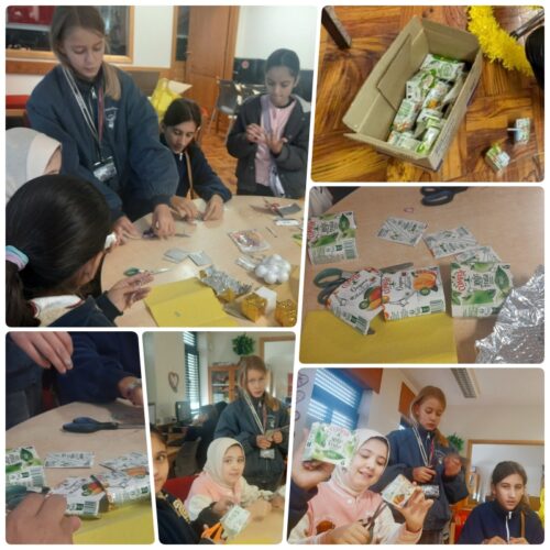 Caixa de recolha das embalagens e processo de produção de enfeites.<br/>Foram colocadas caixas para recolha das embalagens junto ao bar, na sala de alunos e noutros pontos da escola. Algumas embalagens foram espalmadas e recortadas para produzir enfeites.