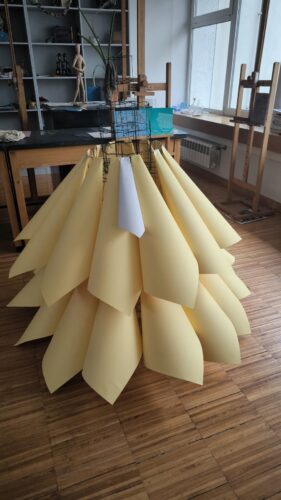 Decorações_ Construção da Árvore Amarela