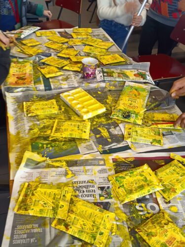 Construindo a árvore - a pintura em amarelo