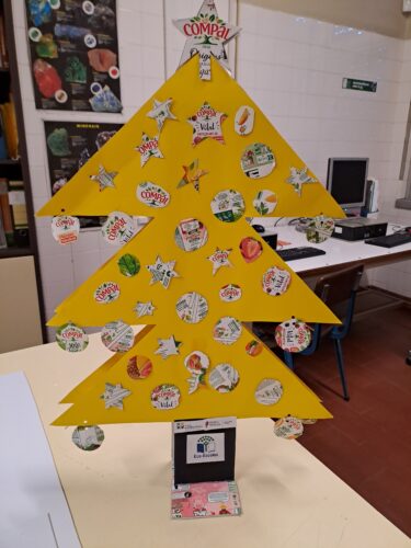 Árvore de Natal- Natal Amarelo 2025/2026- Escola Secundária do Lumiar