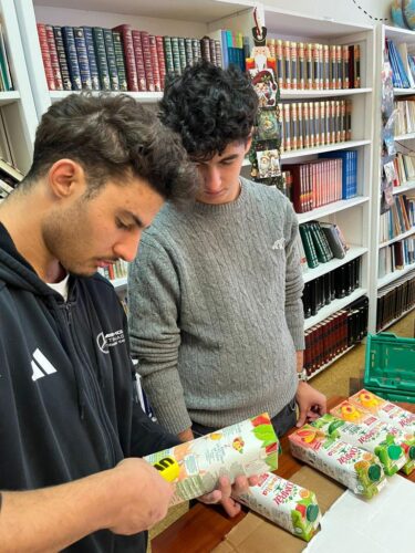 Os alunos prepararam as embalagens.