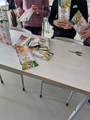 Processo de Construção 2 - Preparação das embalagens.