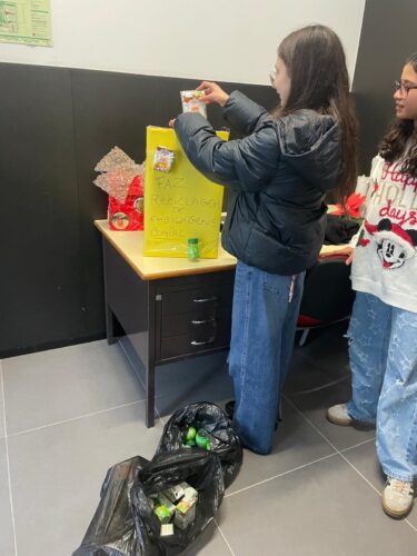 Recolha de embalagens consumidas no bar da escola