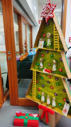 Exposição da árvore para a comunidade educativa